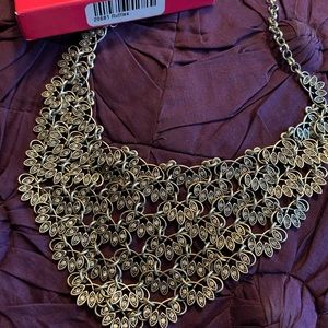 Ruffles by Premier Designs